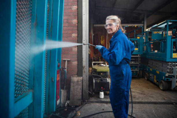 Post-Construction Pressure Washing in La Pine, OR